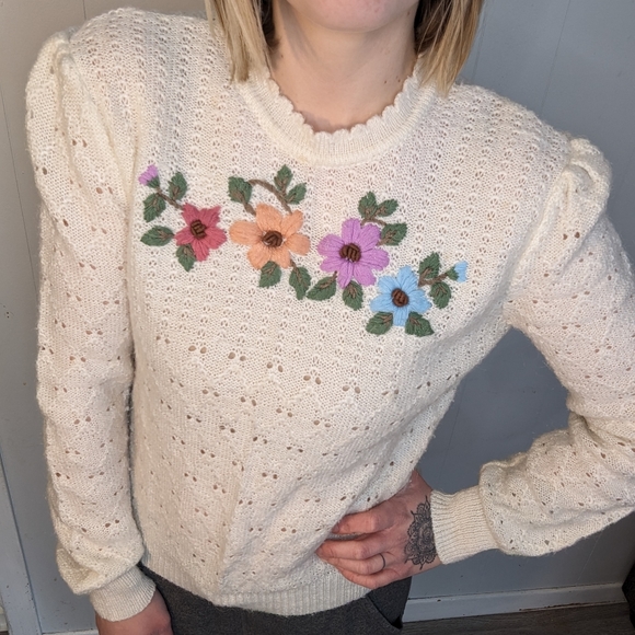 Adorable 70s sweater - Picture 2 of 2